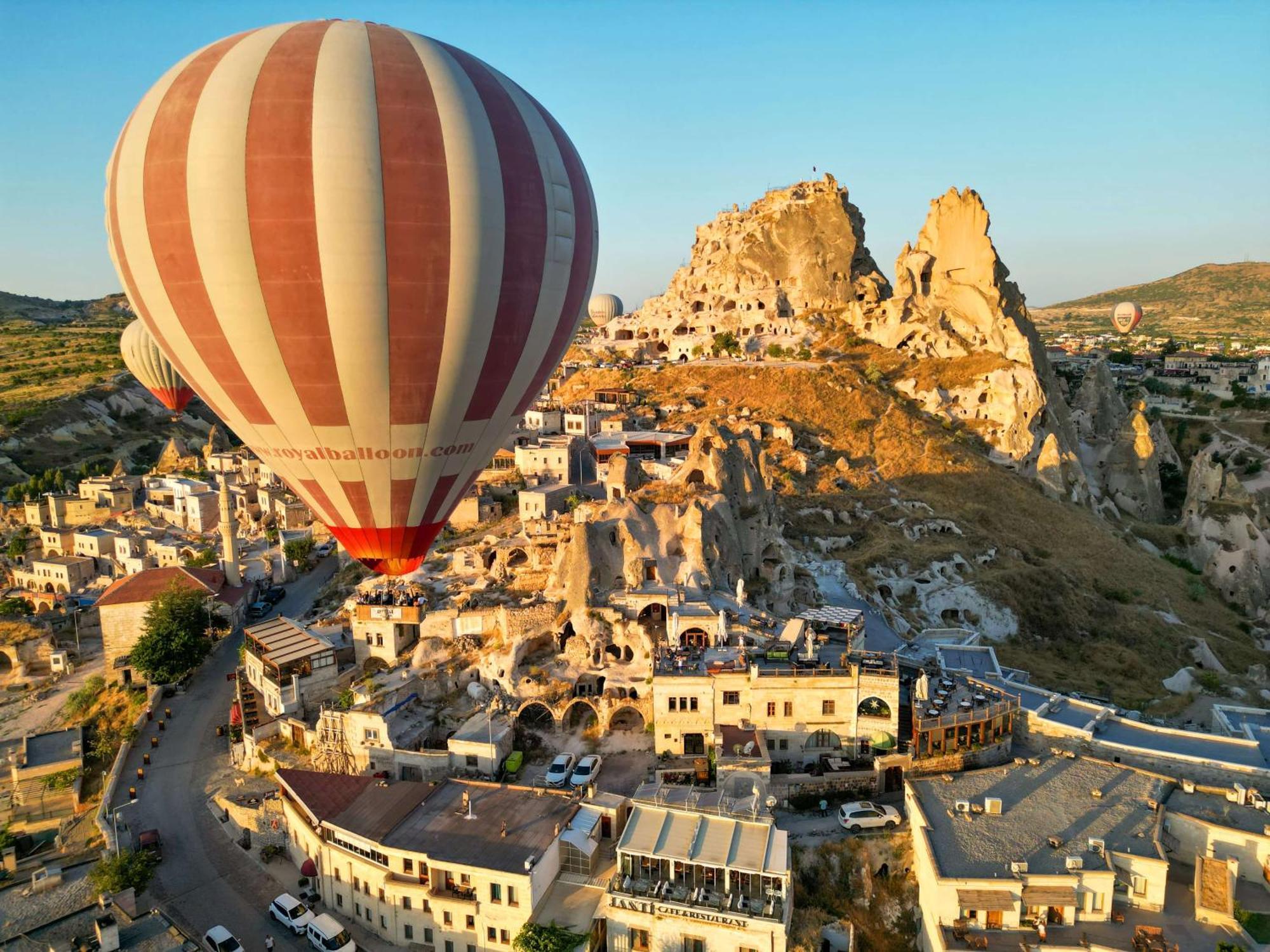 فندق Ages In Cappadocia أُتْشيسار المظهر الخارجي الصورة