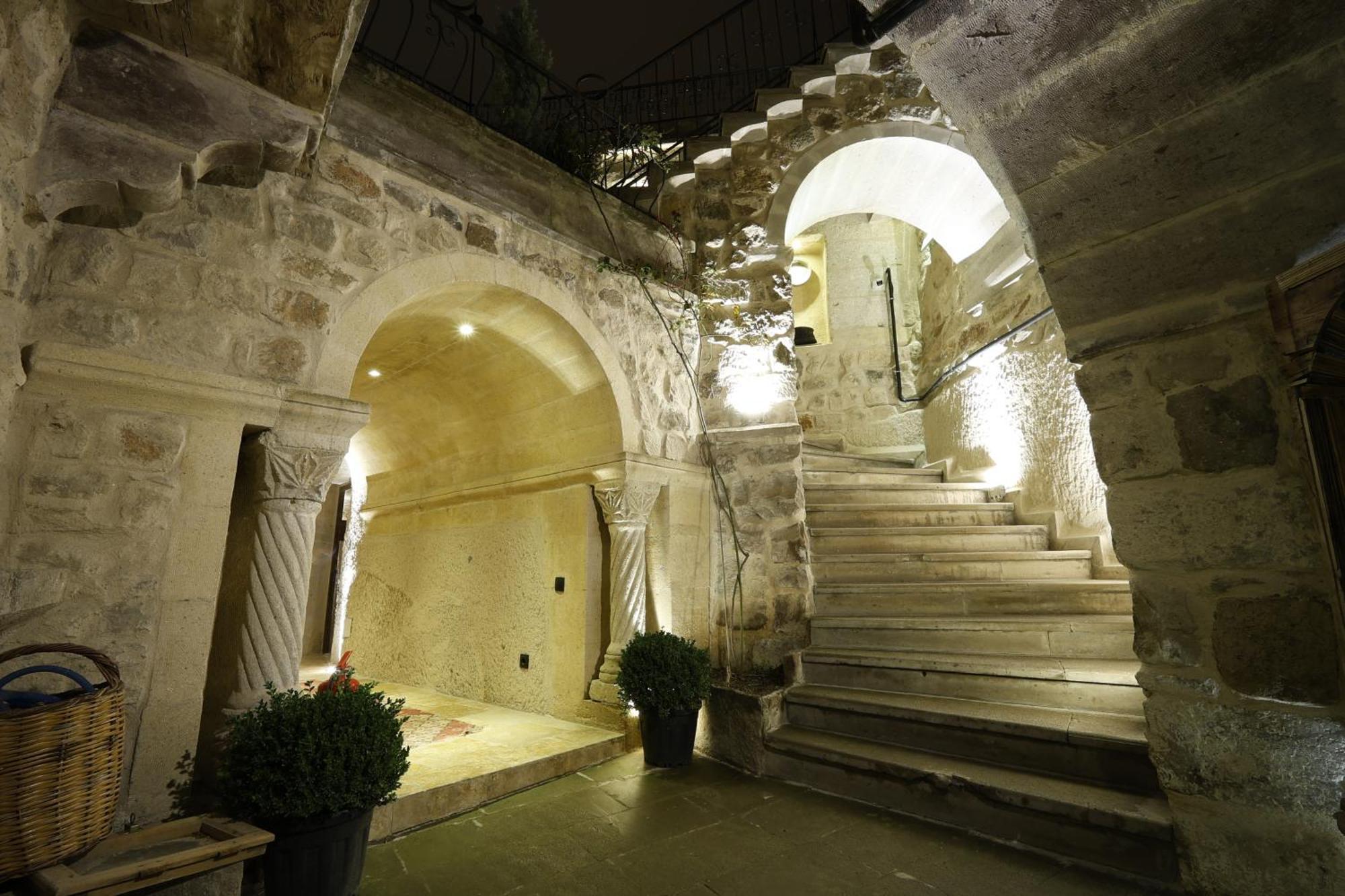 فندق Ages In Cappadocia أُتْشيسار المظهر الخارجي الصورة